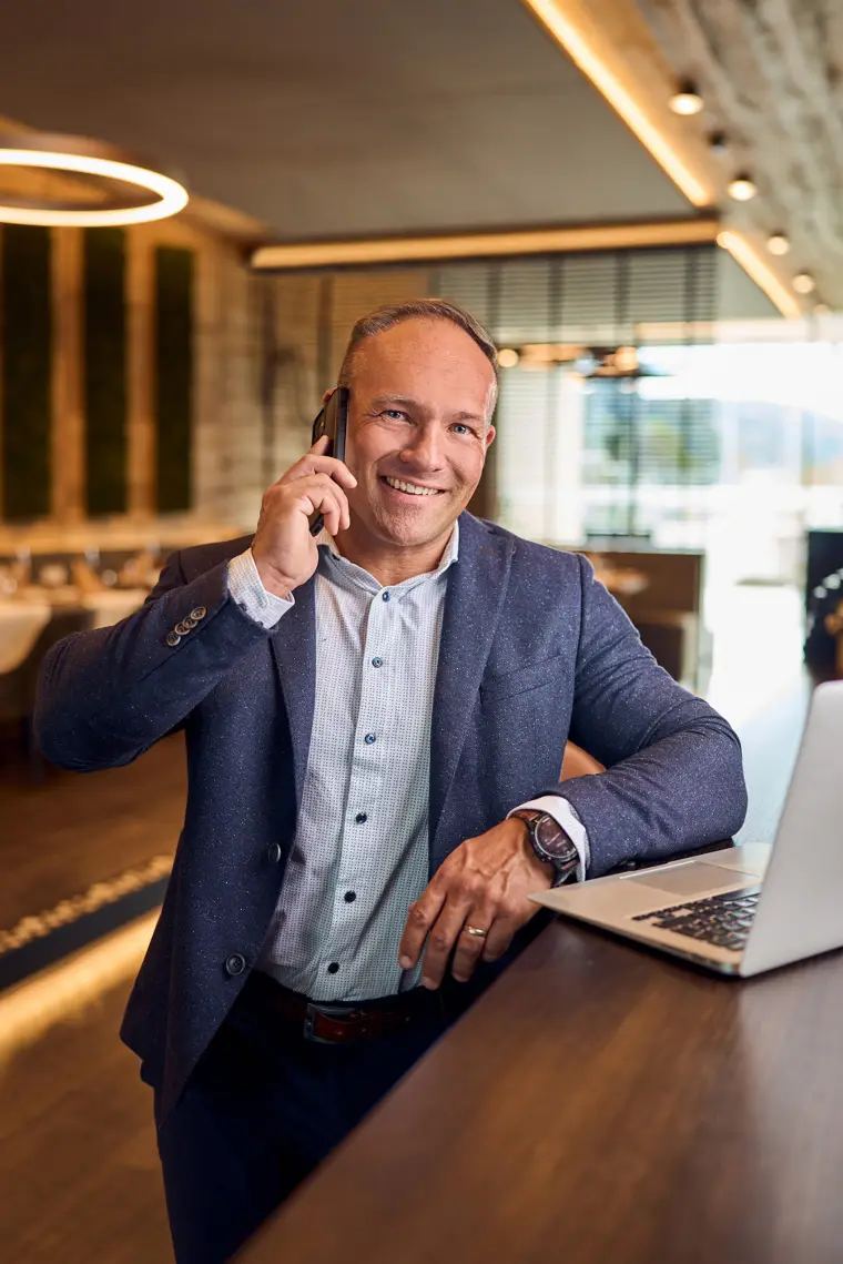 Businessportrait und Mitarbeiterfoto für Unternehmen